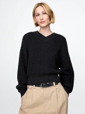 Gap Black V-Neck Pullover Women's Sweater Size Medium